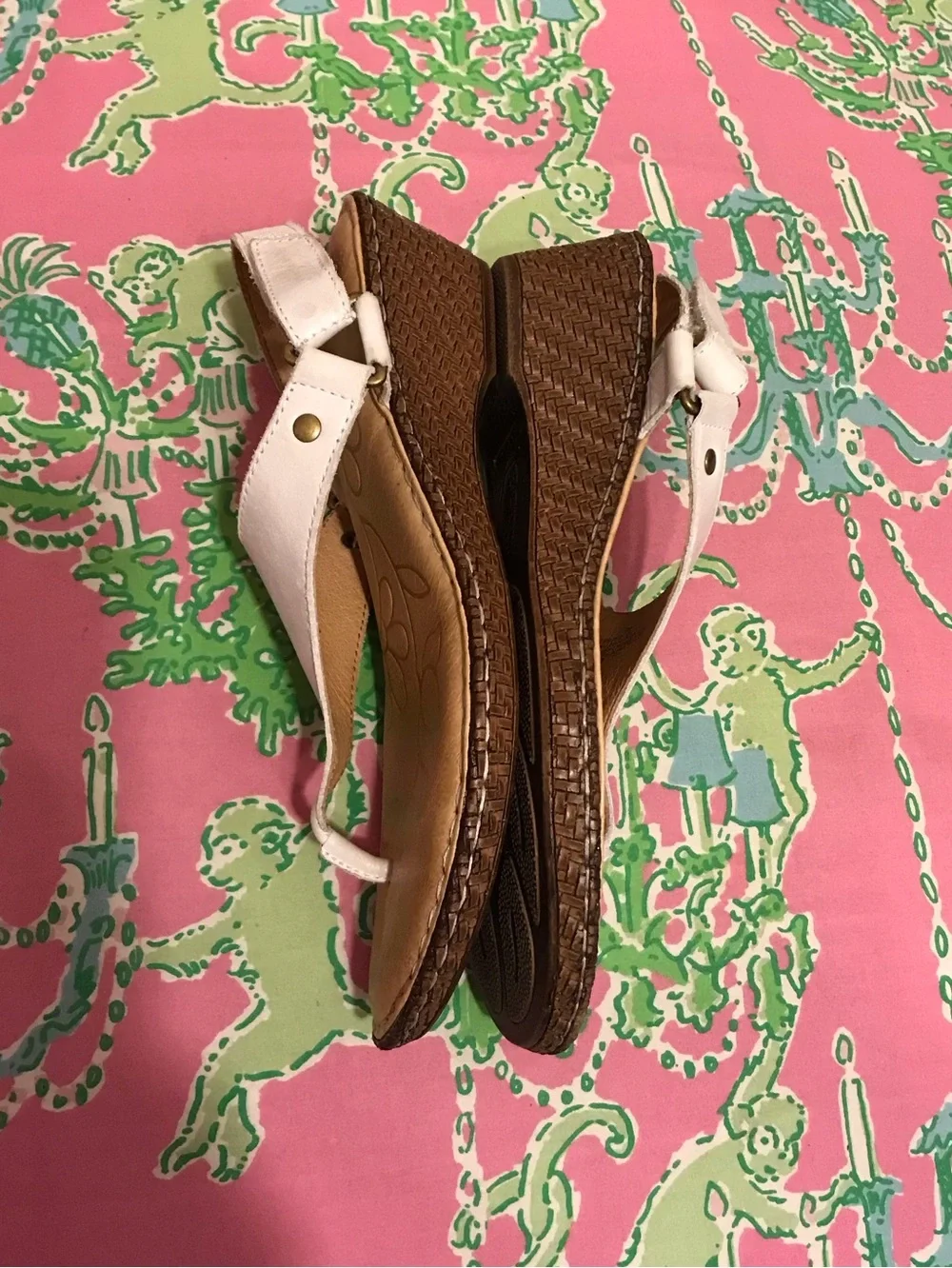 Born white leather t-strap woven wedge sandals size 7